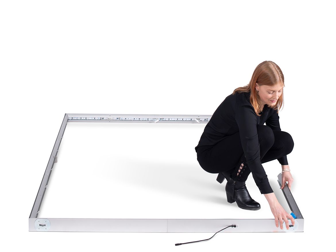 Mounting the frame