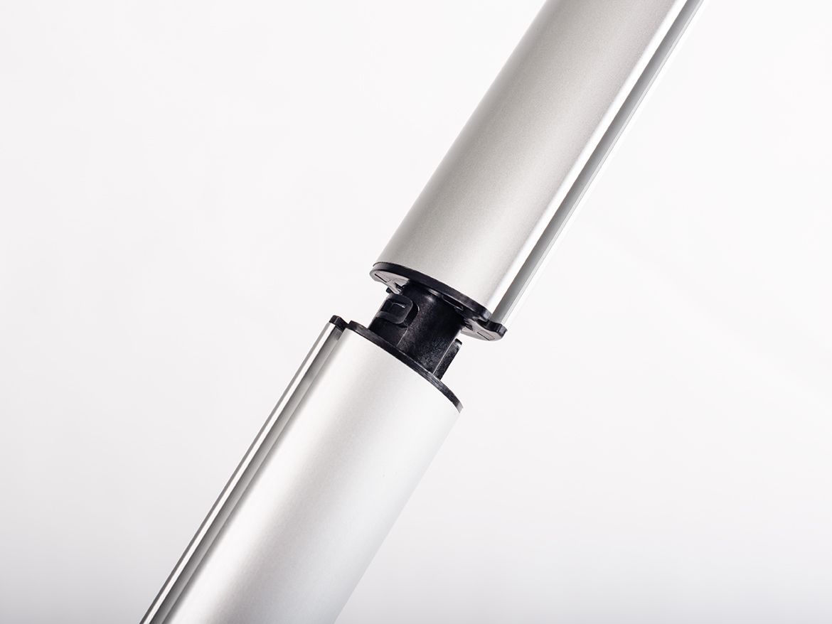 Twist to connect the pole parts