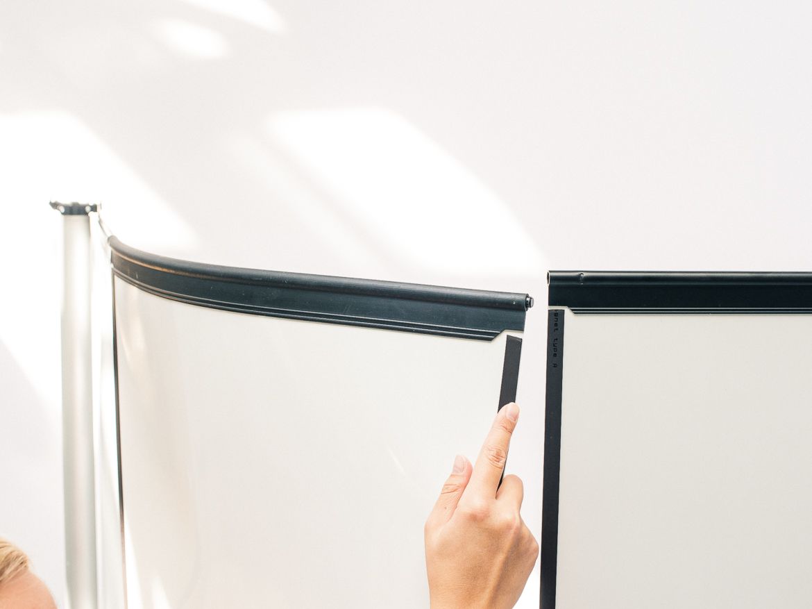Flexible graphic panel