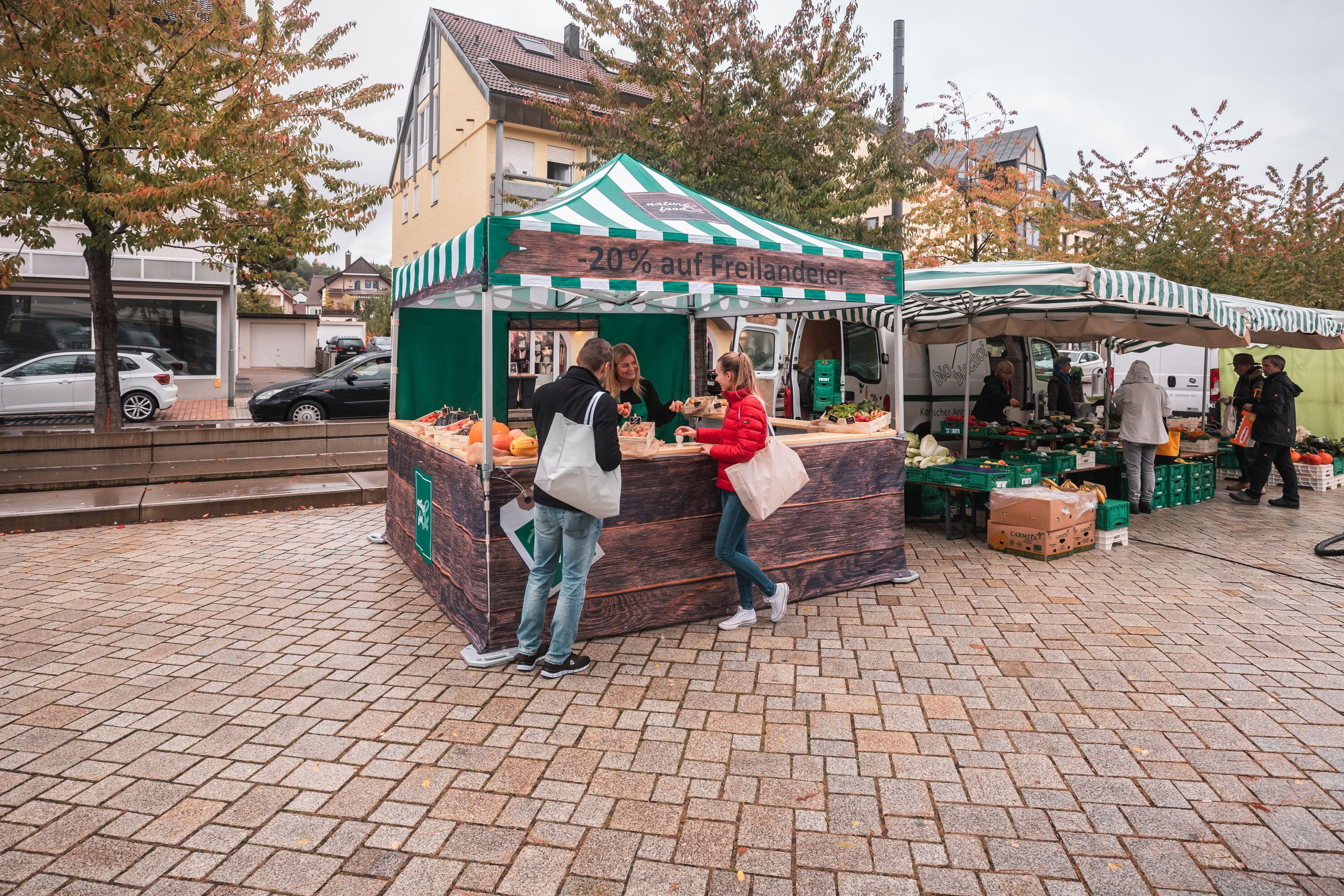 Event-tent-outdoor-market