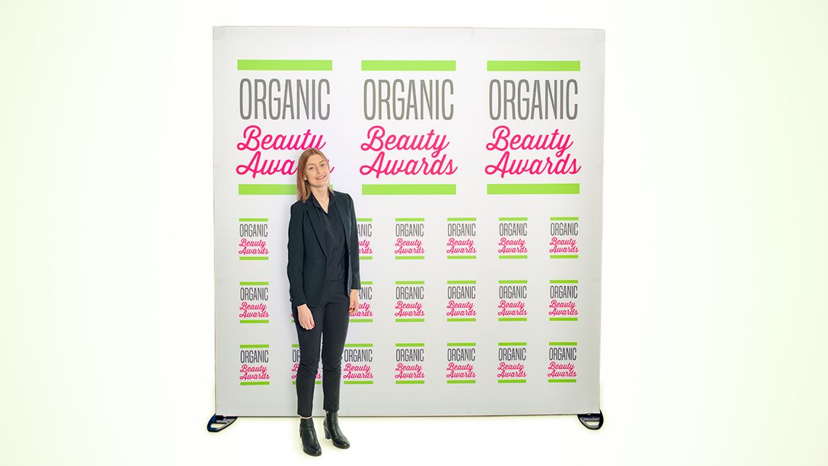 Egf-organic-beauty-awards-logowall-16-9